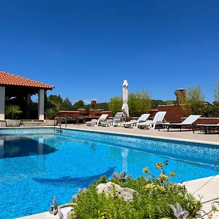 Gorana With Swimming Pool
