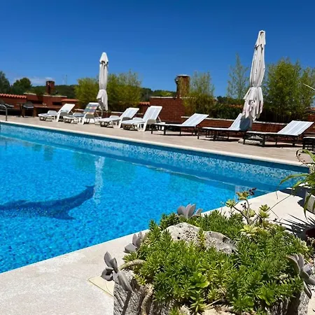 Gorana With Swimming Pool *