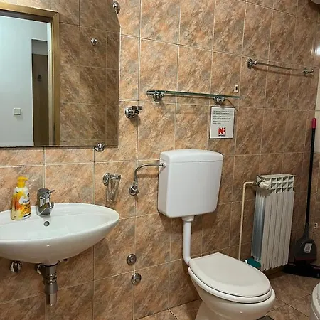 Gorana With Swimming Pool Apartment *