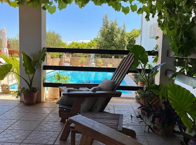 Gorana With Swimming Pool Jelsa (Hvar)